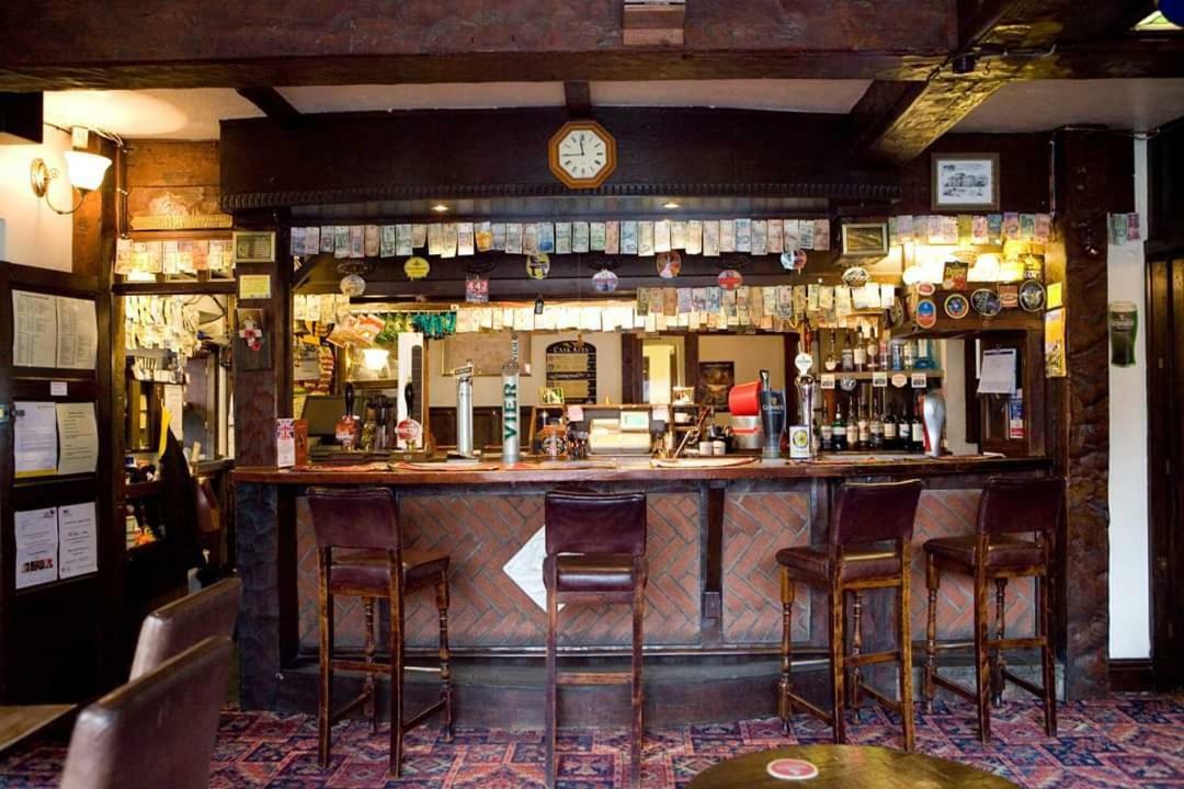 Bed and Breakfast The Kings Arms Wilmslow Exterior foto